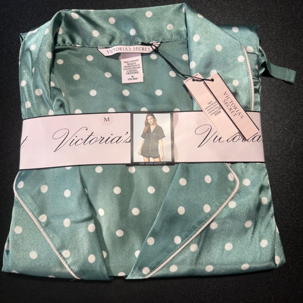 green polka dot satin short pajama Victoria's Secret button front gift medium